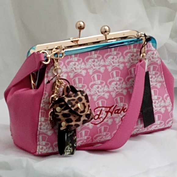 Ed Hardy Pink Rhinestone Siberia Hill Tiger Kiss Lock Frame Tattoo Charm Satchel - Picture 14 of 15